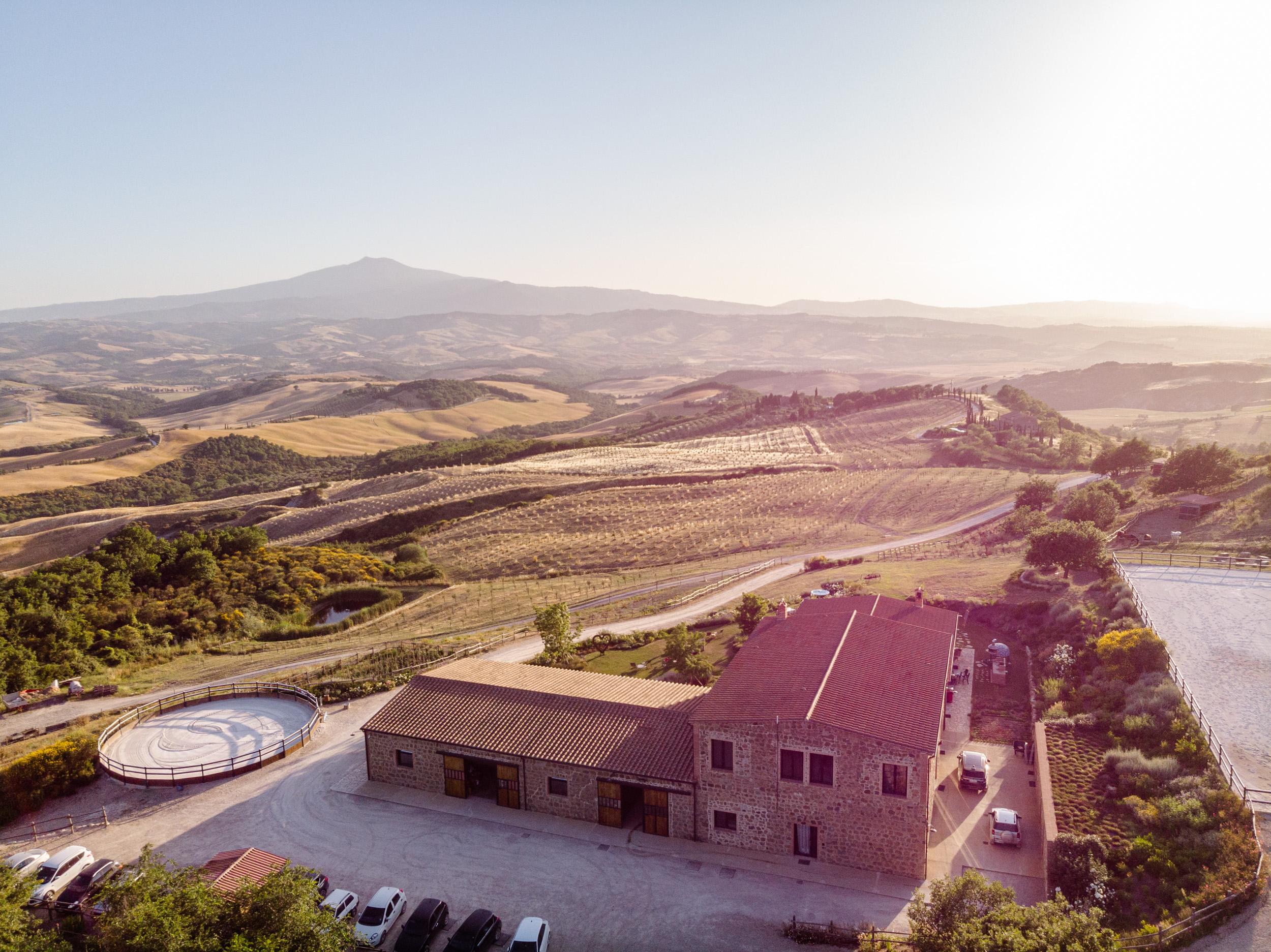 Podere Val D'Orcia - Tuscany Equestrian ซาร์เตอาโน ภายนอก รูปภาพ