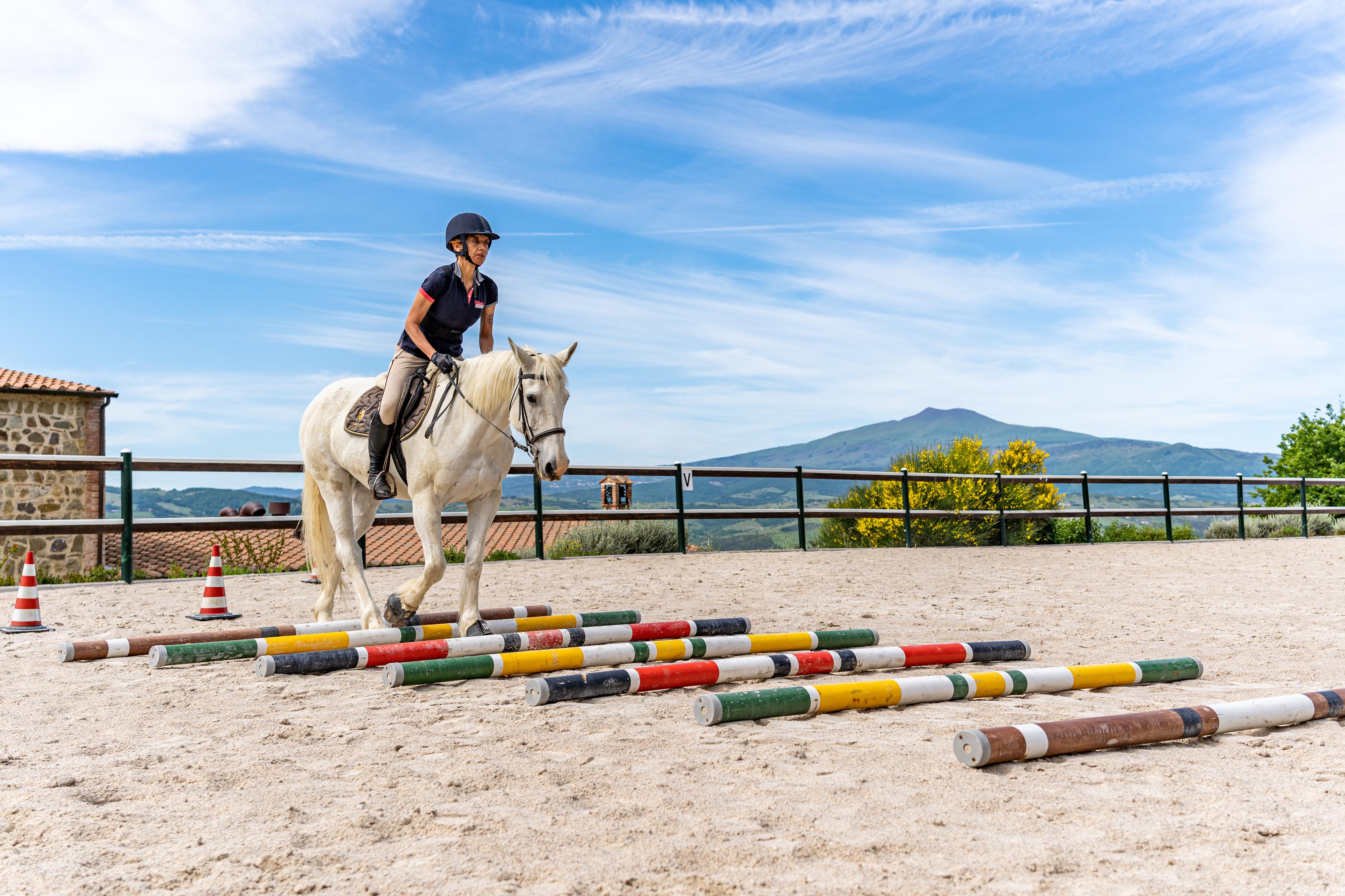 Podere Val D'Orcia - Tuscany Equestrian ซาร์เตอาโน ภายนอก รูปภาพ